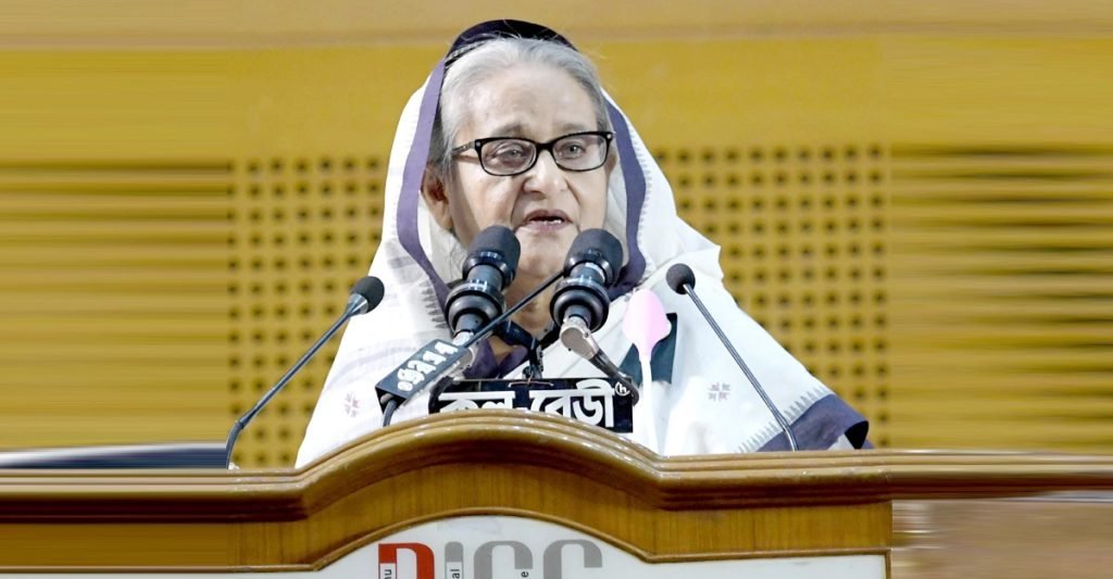 যারা খুনিদের আশ্রয় দেয়, তারা এখন মানবতার ছবক শেখায়