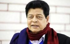 কান্না জড়ানো কণ্ঠে দোয়া চাইলেন নায়ক ফারুক