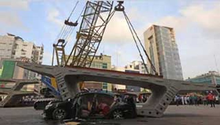 ক্রেনের সক্ষমতার ২০ টন বেশি ছিল গার্ডারের ওজন