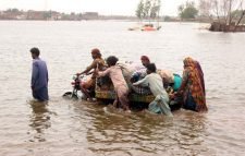 পাকিস্তানে বন্যায় এ পর্যন্ত ১০৬১ জনের মৃত্যু