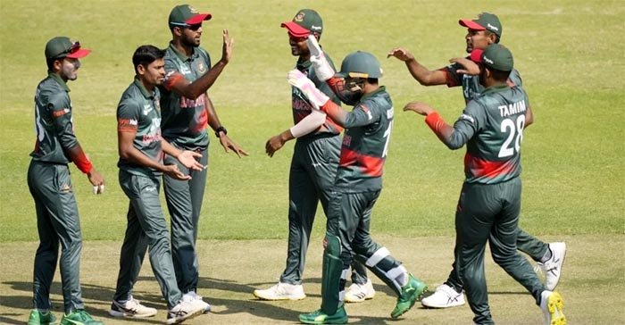 সান্ত্বনার জয়ে হোয়াইটওয়াশ এড়ালো বাংলাদেশ