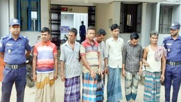 দিরাইয়ে জুয়ার আসরে পুলিশের হানা, ইউপি সদস্যসহ গ্রেপ্তার ৭