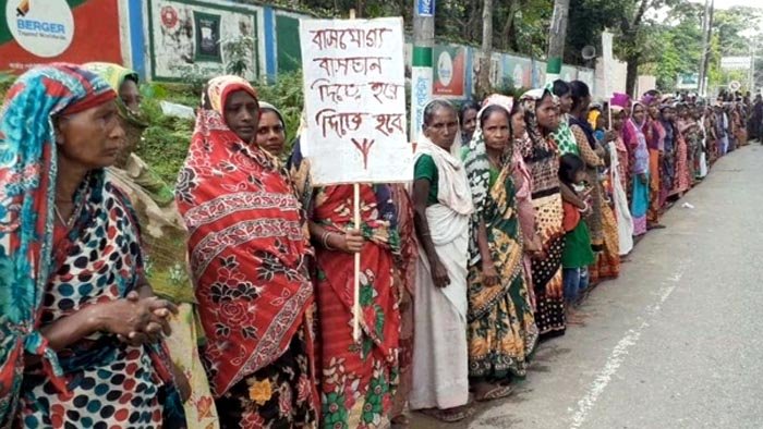 ৩০০ টাকা মজুরি দাবি চা শ্রমিকদের