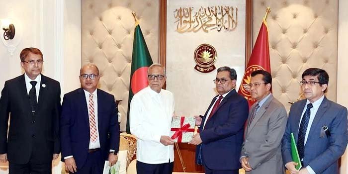 বিচারকদের সততা-নিষ্ঠা নিয়ে দায়িত্ব পালন করতে হবে: রাষ্ট্রপতি