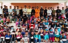 শোক দিবসে সুবিধাবঞ্চিতদের পাশে শাবি ছাত্রলীগ