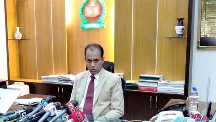 বিএনপিকে পায়ে ধরে নির্বাচনে আনবে না ইসি