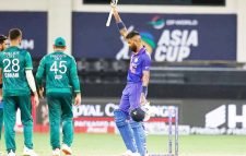 রুদ্ধশ্বাস লড়াইয়ে শেষ ওভারে পাকিস্তানকে হারালো ভারত