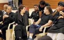 ছাড়া পেলেন প্রিয়াঙ্কা ও রাহুল গান্ধী