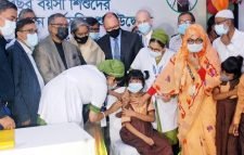 ৫-১১ বছর বয়সী শিশুদের করোনা টিকা কার্যক্রমের উদ্বোধন