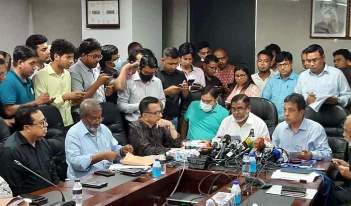 দূরপাল্লার বাসে কিলোমিটারে বাড়লো ৪০, মহানগরে ৩৫ পয়সা