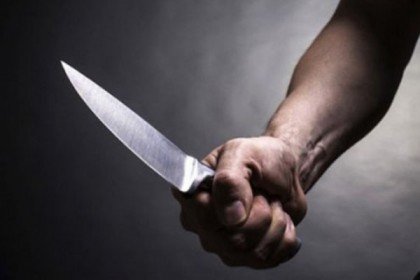 স্ত্রী-শাশুড়িকে কুপিয়ে নিজের গলায় ছুরি