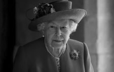 ব্রিটেনের রানী দ্বিতীয় এলিজাবেথের মৃত্যুতে বাংলাদেশে তিন দিনের রাষ্ট্রীয় শোক