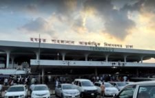 চোখ ওঠা রোগীদের নিয়ে বিমানবন্দরের জরুরি নির্দেশনা