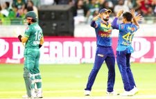 উড়ন্ত পাকিস্তানকে মাটিতে নামিয়ে শ্রীলঙ্কার টানা চার জয়