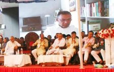 আওয়ামী লীগ সরকারকে হটাতে চাই: মির্জা আব্বাস