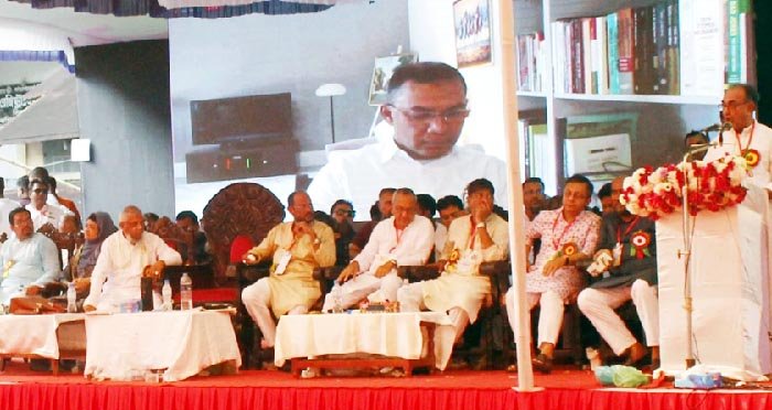 আওয়ামী লীগ সরকারকে হটাতে চাই: মির্জা আব্বাস