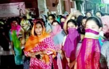 মধ্যরাতে উত্তপ্ত ইডেন কলেজ