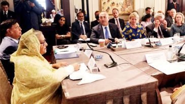 রোহিঙ্গা ইস্যুতে শক্ত পদক্ষেপ নিন: প্রধানমন্ত্রী