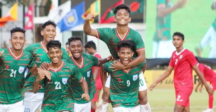 মালদ্বীপের জালে ৫ গোল দিয়ে গ্রুপ চ্যাম্পিয়ন বাংলাদেশ