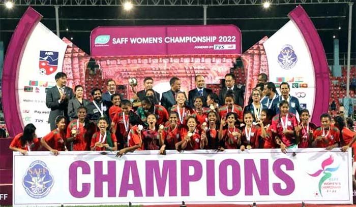 সাফজয়ী মেয়েদের জন্য কোটি টাকা পুরস্কার ঘোষণা সেনাবাহিনীর