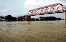 সিলেটে ভারি বৃষ্টিতে বাড়ছে নদনদীর পানি