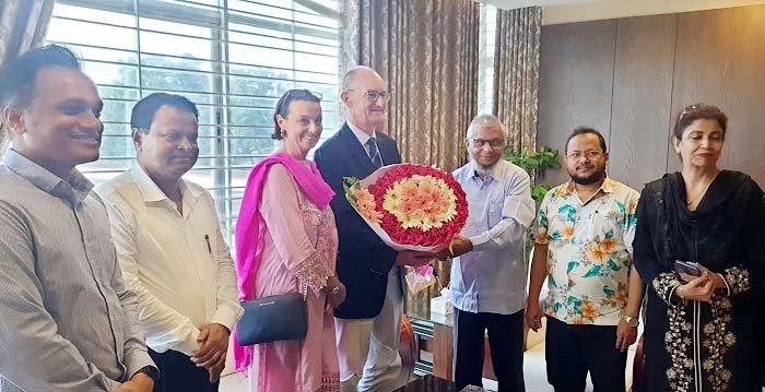 সিসিক মেয়রের সাথে জার্মান রাষ্ট্রদূতের সৌজন্য সাক্ষাৎ