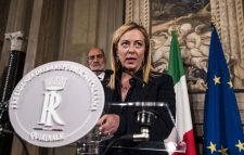 ইতালির প্রথম নারী প্রধানমন্ত্রী হলেন মেলোনি