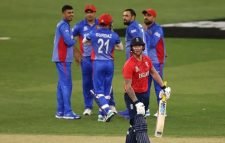 আফগানদের হারাতেও ঘাম ঝরাতে হলো ইংল্যান্ডকে
