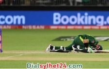 জিম্বাবুয়ের কাছে ১ রানে হেরেছে পাকিস্তান