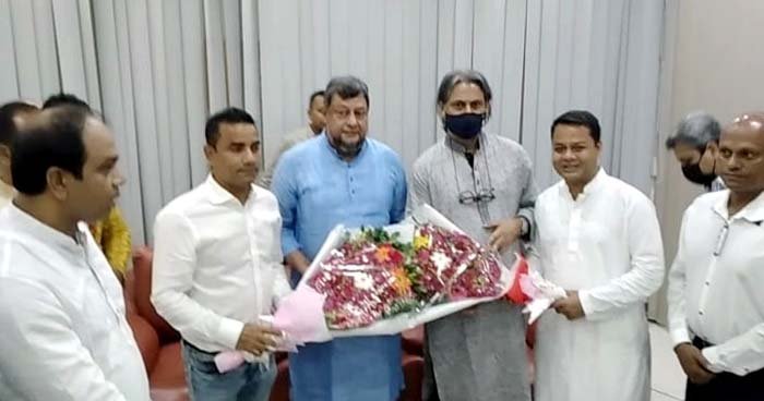 যুবলীগের চেয়ারম্যান-সেক্রেটারিকে সিলেটে ফুলেল শুভেচ্ছা