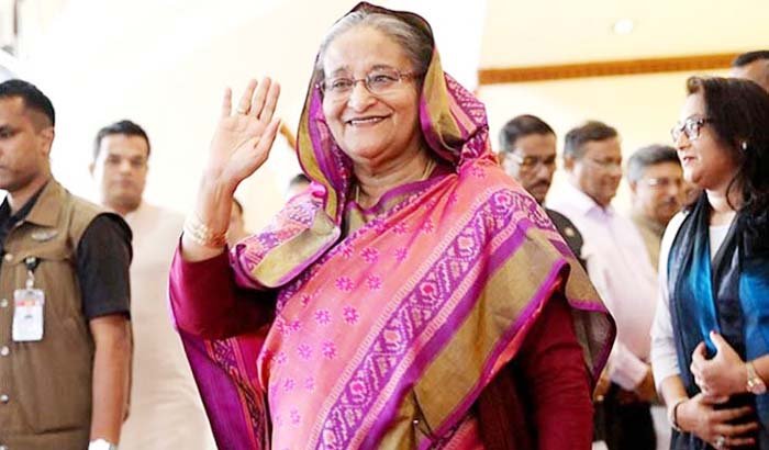 দেশে ফিরেছেন প্রধানমন্ত্রী