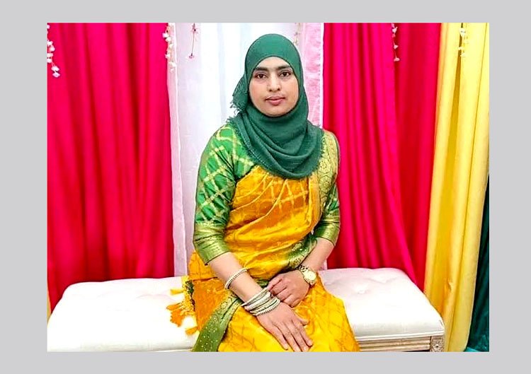 গুরুতর অসুস্থ হয়ে হাসপাতালে পারুল সাজমিন