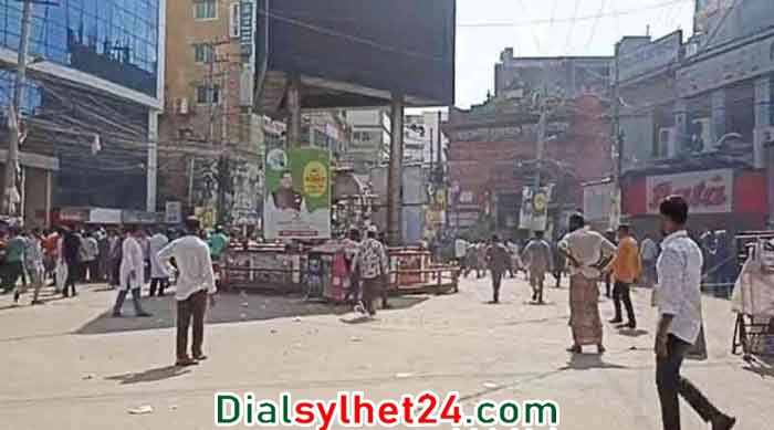 কুমিল্লায় সম্মেলনে আ.লীগের দুই গ্রুপের সংঘর্ষ, ককটেল বিস্ফোরণ