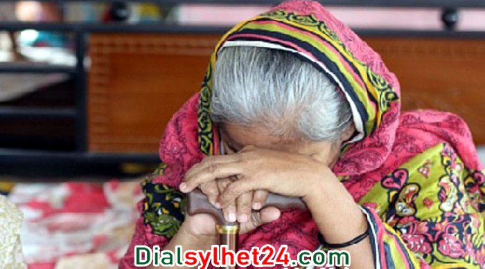 বৃদ্ধ মায়ের ভরনপোষণ না দেয়ায় ৯ সন্তানের বিরুদ্ধে থানায় অভিযোগ