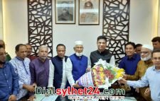 জেলা পরিষদের চেয়ারম্যান হিসেবে দায়িত্ব গ্রহণ করলেন নাসির খান