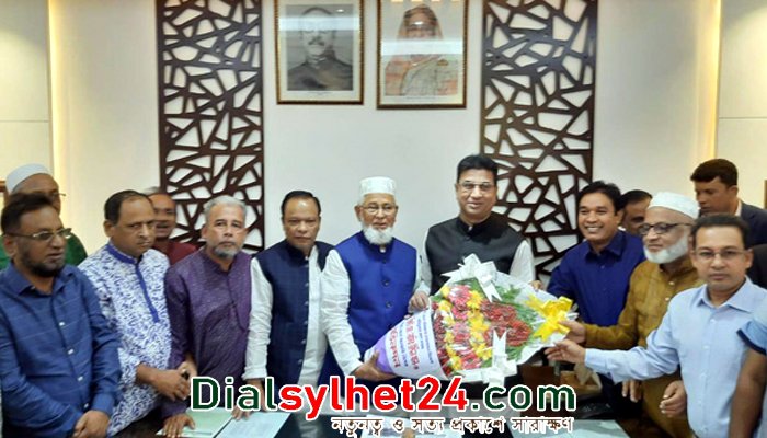 জেলা পরিষদের চেয়ারম্যান হিসেবে দায়িত্ব গ্রহণ করলেন নাসির খান