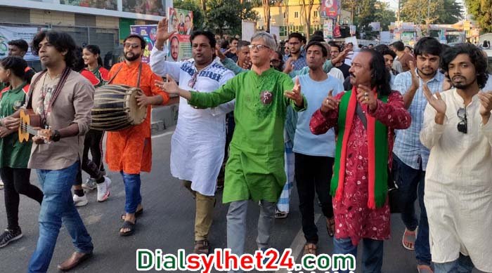 বাউলদের উপর হামলার প্রতিবাদে সিলেটে ‘গান মিছিল’