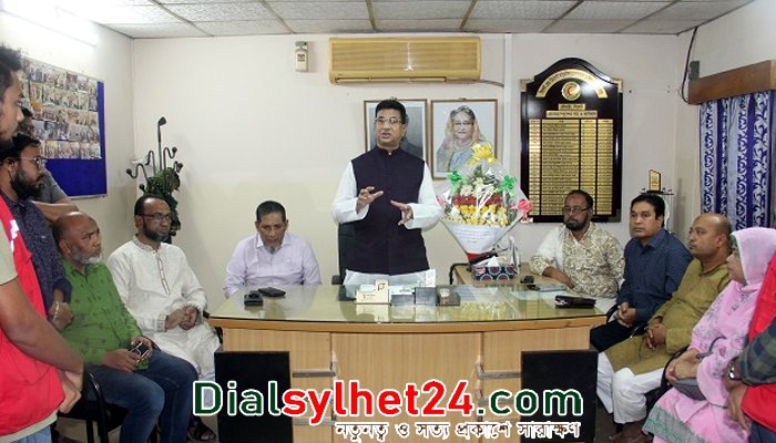রেডক্রিসেন্টের চেয়ারম্যানের দায়িত্ব নিলেন অ্যাডভোকেট নাসির খান