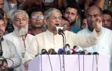 তত্ত্বাবধায়ক ছাড়া দেশে কোনো নির্বাচন হবে না: ফখরুল