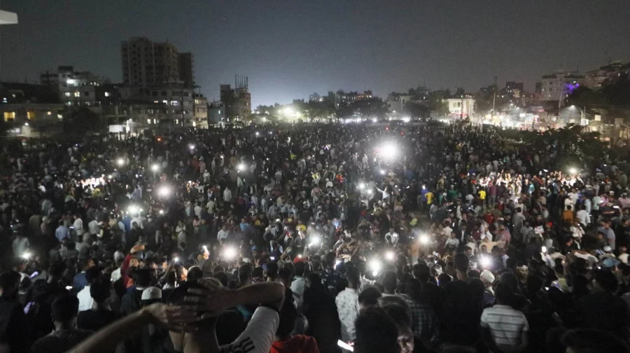 মধ্যরাতেও উজ্জীবিত গোলাপবাগ মাঠ, স্লোগানে সরব নেতা-কর্মীরা