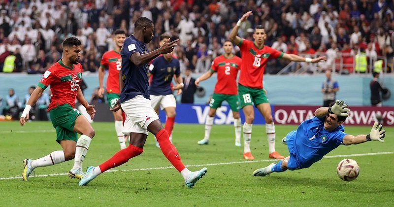 মরক্কোর স্বপ্ন ভেঙে টানা দ্বিতীয়বার বিশ্বকাপের ফাইনালে ফ্রান্স