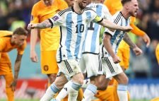 টাইব্রেকারে ৪-৩ গোলে ডাচদের কাঁদিয়ে সেমিতে আর্জেন্টিনা