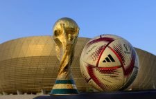 বিশ্বকাপের সেমি ও ফাইনালের জন্য নতুন বল উন্মুক্ত করেছে ফিফা