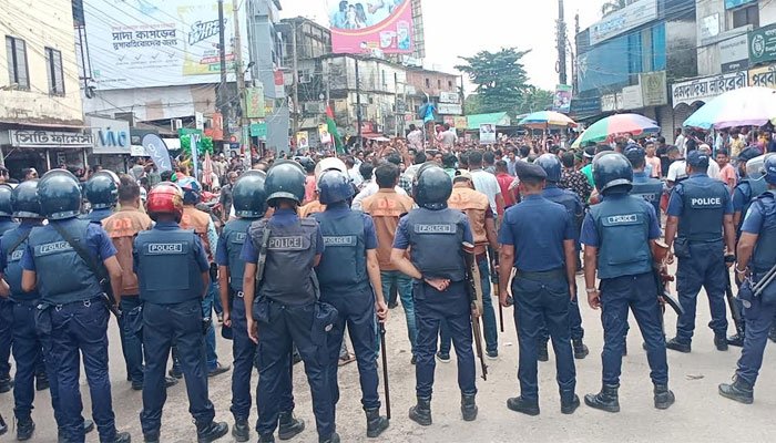 সুনামগঞ্জে বিএনপির বিক্ষোভে পুলিশের বাধা