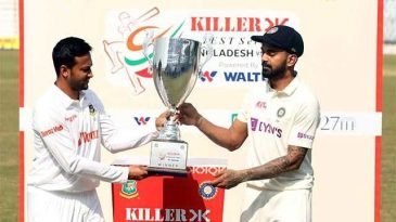 আগ্রাসী ক্রিকেট খেলার হুমকি দিয়ে রাখলো ভারত