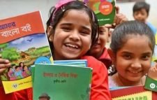 পাঠ্যবইয়ে ভুলের ছড়াছড়ি, ফেব্রুয়ারিতে সংশোধনী যাবে স্কুলে
