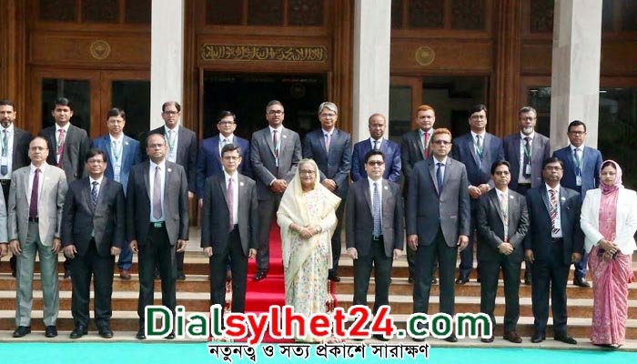 শুধু প্রয়োজনীয় প্রকল্প গ্রহণ করুন