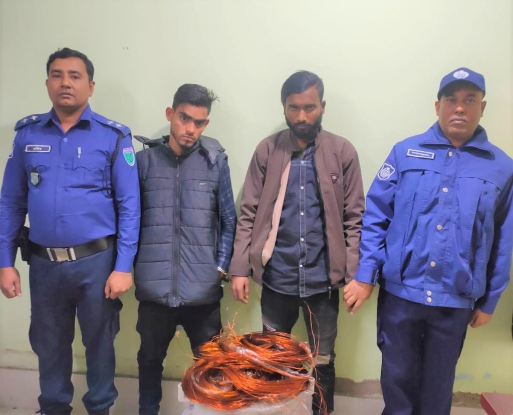 শ্রীমঙ্গলে চোরাই ট্রান্সফরমারের মালামালসহ গ্রেফতার ২