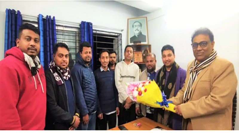 ফ্রান্স বাংলা প্রেসক্লাবের  ও এটিএন বাংলার ফ্রান্স প্রতিনিধি সভাপতি দেবেশ বড়ুয়া টিটিএন কার্যালয় পরিদর্শন