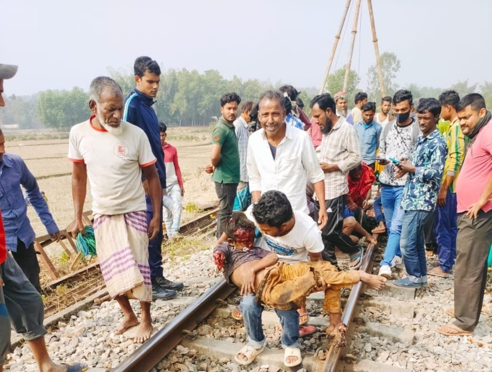 কুলাউড়ায় জয়ন্তিকা ট্রেনে কাটা পড়ে এক শিশুর মৃত্যু